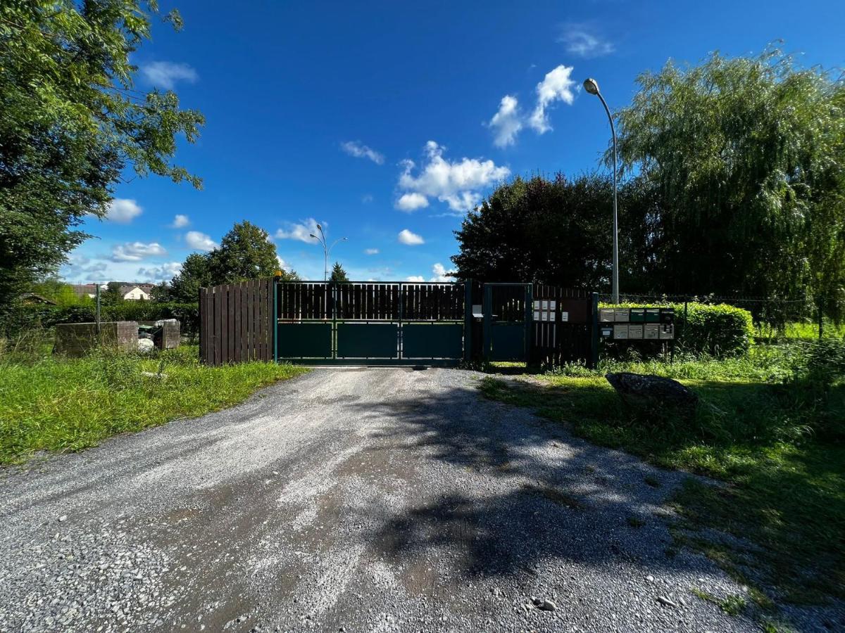 Chalet Ardennais Fromelennes エクステリア 写真