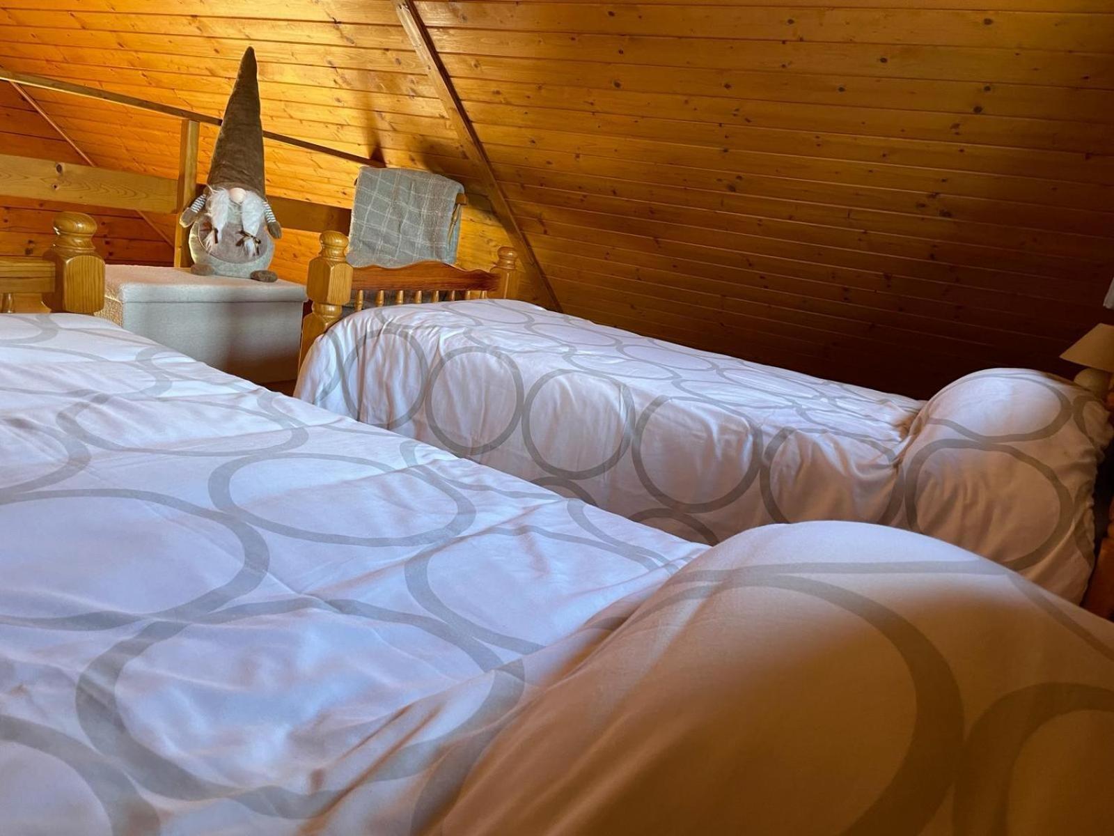 Chalet Ardennais Fromelennes エクステリア 写真